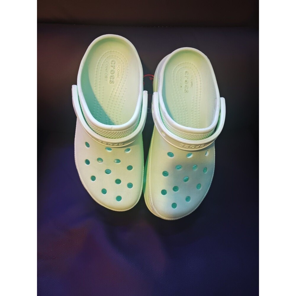 Crocs Classic Bae Clog Platform Iconic Comfort Minty Green Women's Size 8